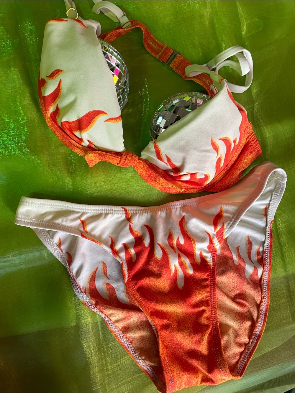 🔥 FLAME BIKINI 🔥 White & Orange Print Women's Bikini Set - Vibrant SEXY! - Picture 3 of 9